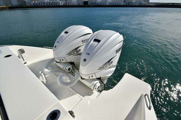 Pursuit 358 S Yacht For Sale