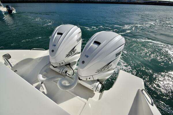 Pursuit 358 S Yacht For Sale