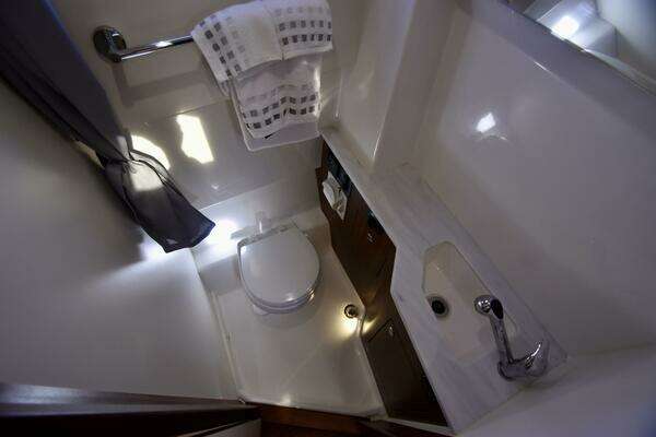 Pursuit 358 S Yacht For Sale