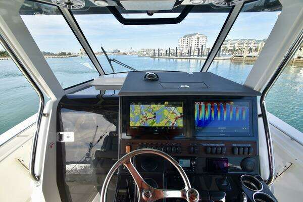Pursuit 358 S Yacht For Sale