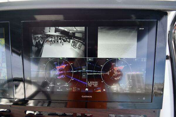 Pursuit 358 S Yacht For Sale