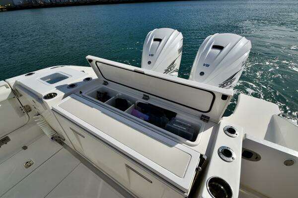 Pursuit 358 S Yacht For Sale