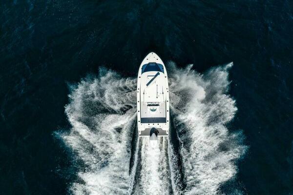 23ft Reef Runner Yacht For Sale