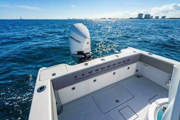 2026 Reef Runner 23