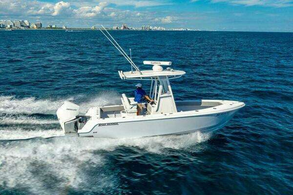 Photo of the 2026 Reef Runner 230