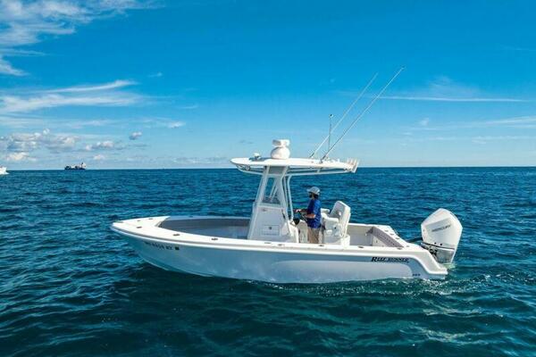 23ft Reef Runner Yacht For Sale