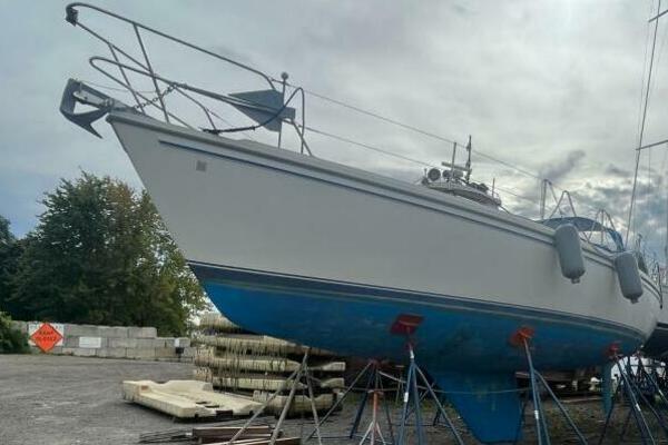 Unsightly 36ft Catalina Yacht For Sale