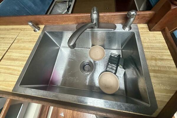 Unsightly 36ft Catalina Yacht For Sale