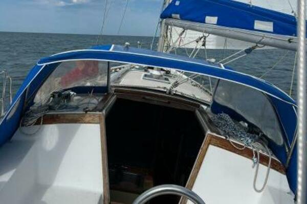 Unsightly 36ft Catalina Yacht For Sale