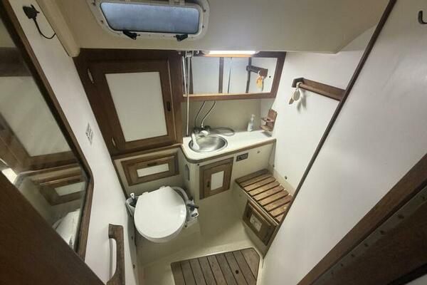 Unsightly 36ft Catalina Yacht For Sale