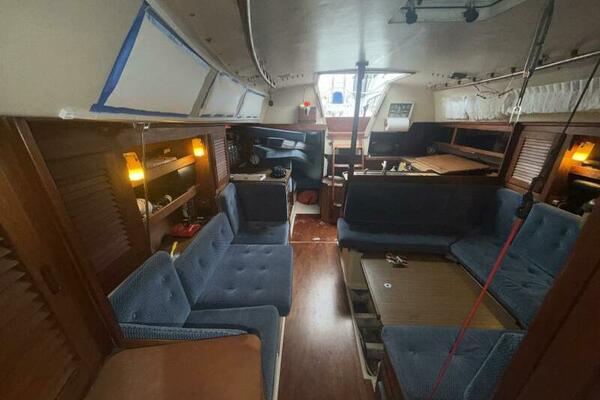 Unsightly 36ft Catalina Yacht For Sale