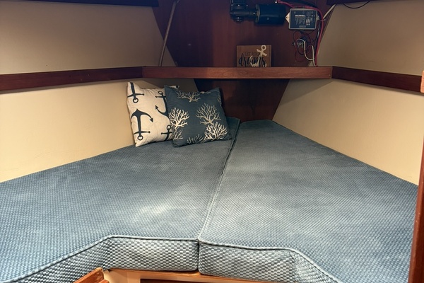 Unsightly 36ft Catalina Yacht For Sale