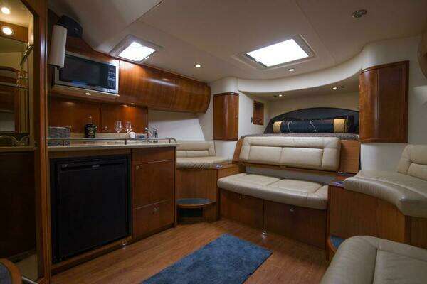Luhrs 37 Canyon Express Yacht For Sale