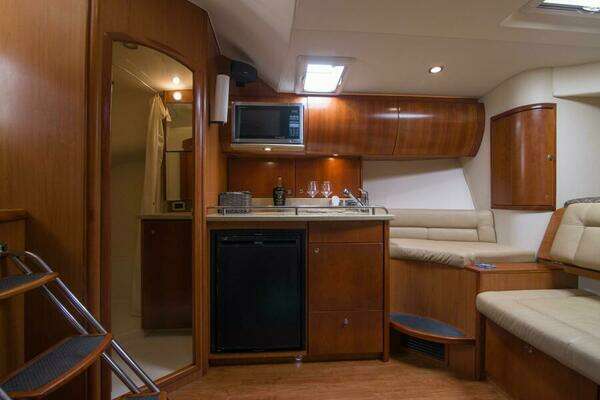 Luhrs 37 Canyon Express Yacht For Sale