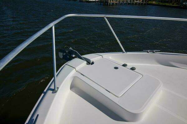 Luhrs 37 Canyon Express Yacht For Sale