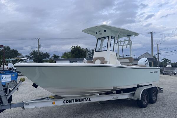 22ft Sea Born Yacht For Sale