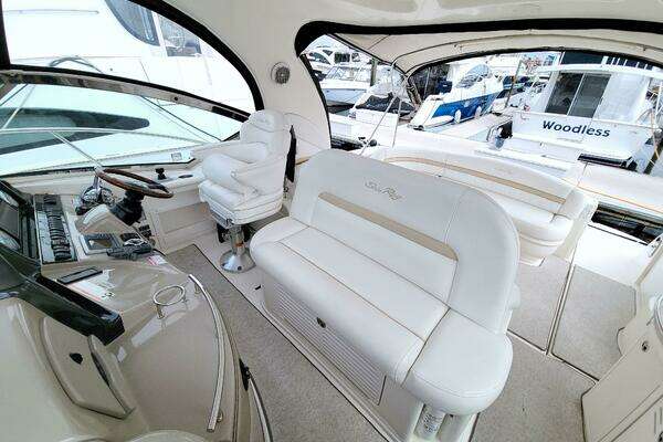 Sea Ray 44 Sundancer Yacht For Sale