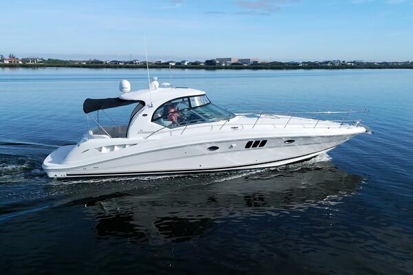 44ft Sea Ray Yacht For Sale