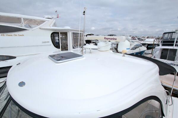 44ft Sea Ray Yacht For Sale