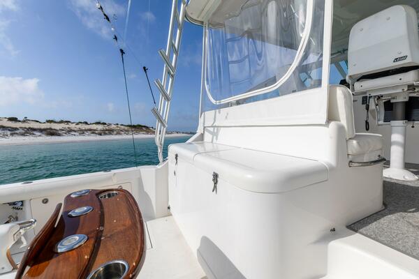 Hooker 40ft Cabo Yacht For Sale