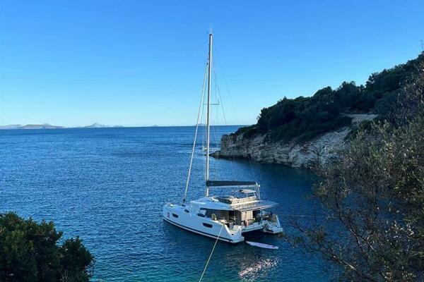 Four Roses 44ft Fountaine Pajot Yacht For Sale
