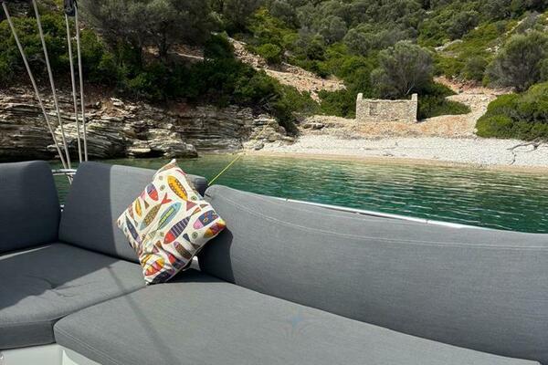 Four Roses 44ft Fountaine Pajot Yacht For Sale