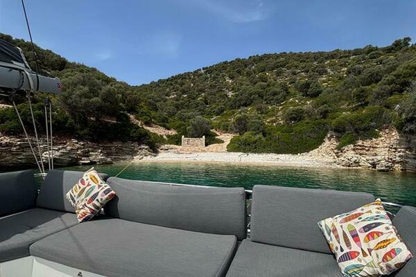 Four Roses 44ft Fountaine Pajot Yacht For Sale