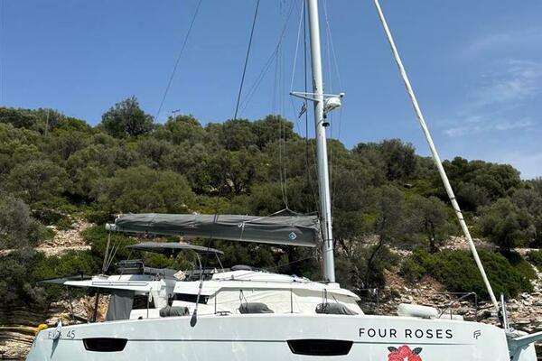 Four Roses 44ft Fountaine Pajot Yacht For Sale