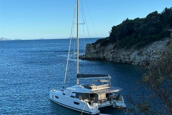 Four Roses 44ft Fountaine Pajot Yacht For Sale