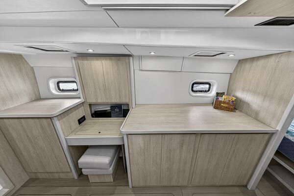 44ft Leopard Yacht For Sale