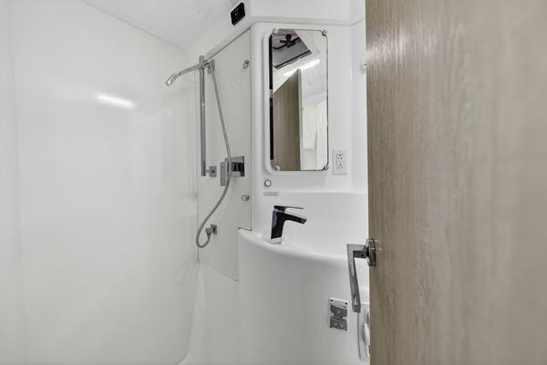 44ft Leopard Yacht For Sale