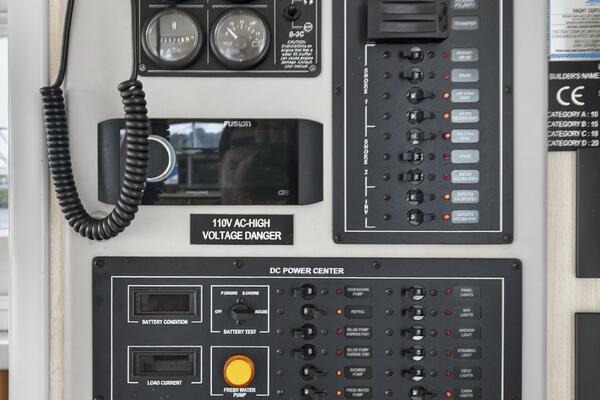 44ft Leopard Yacht For Sale