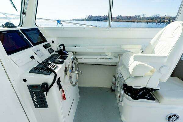 Steiger Craft 31 Fisherman Yacht For Sale