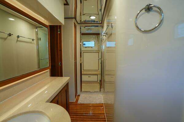 Marlow Explorer 53E-CB Yacht For Sale