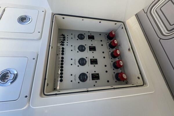 TRADITION 53ft HCB Yacht For Sale