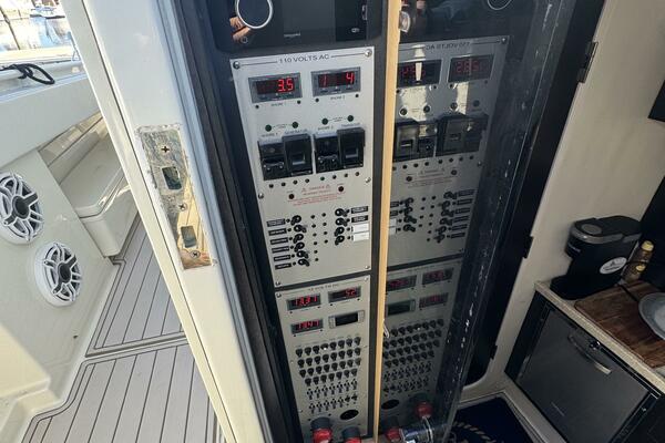 TRADITION 53ft HCB Yacht For Sale