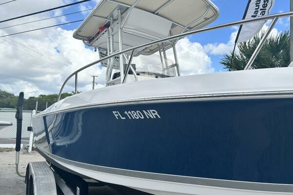 21ft Pro Line Yacht For Sale