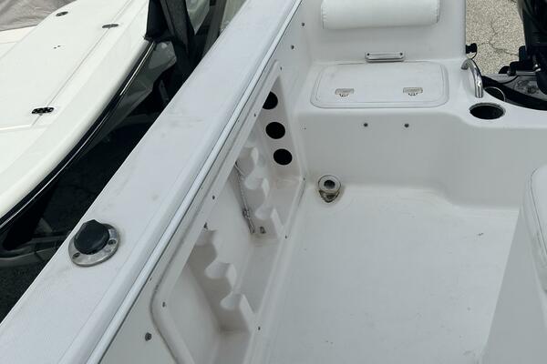 21ft Pro Line Yacht For Sale