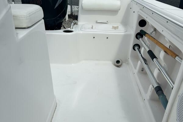 21ft Pro Line Yacht For Sale