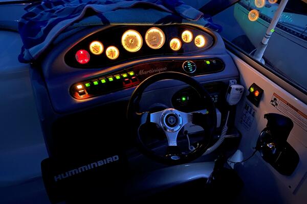 26ft Wellcraft Yacht For Sale