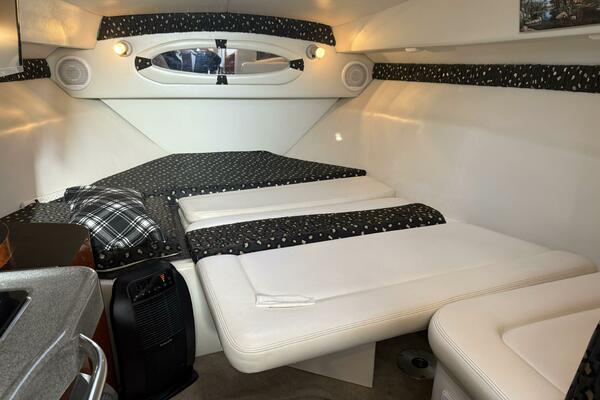 26ft Wellcraft Yacht For Sale