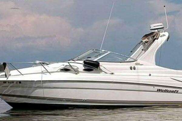 26ft Wellcraft Yacht For Sale