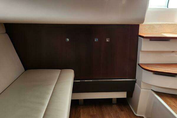 Chaparral  Yacht For Sale