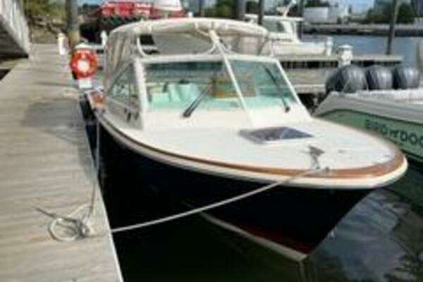 Photo of the 2007 Hunt Yachts Harrier 25
