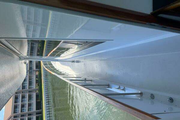 Hatteras Motor Yacht Yacht For Sale