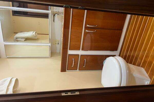 Hatteras Motor Yacht Yacht For Sale