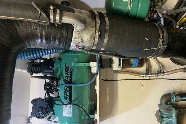 Hatteras Motor Yacht Yacht For Sale