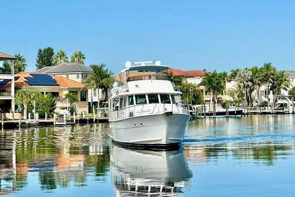 Hatteras Motor Yacht Yacht For Sale