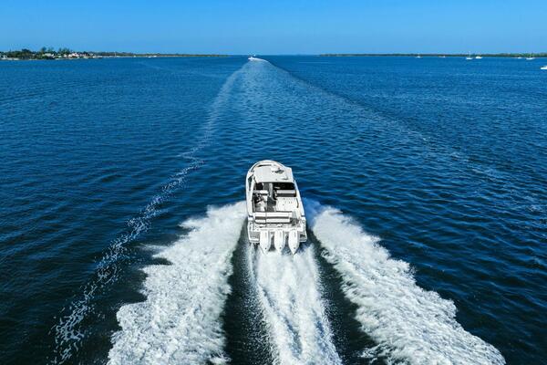 2023 Monterey 385 SS - Profile