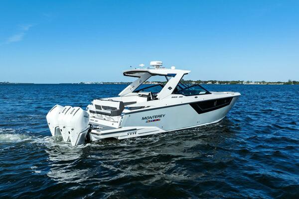 2023 Monterey 385 SS - Profile